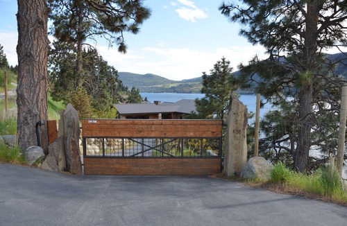 Manson Villa | Infinity Pool, Spa, & Unobstructed view from all rooms - Lake Chelan, WA