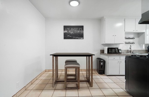 Mar Vista Apartment | ING3- Enjoyable 1 bedroom apartment with WiFi in vibrant Los Angeles