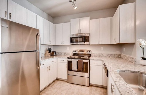 Inman Park Apartment | Inman Park Luxury Apartment 1 : Pool & Gym