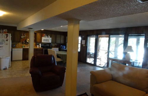 Barium Springs House | Inside Lake Norman State Park. Sleeps 12. Main Channel. Kayaks and canoes.