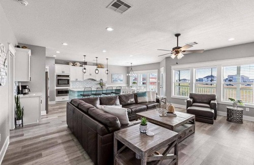 Indian Beach House | Insta-ahhh Private Pool Pet Friendly Oasis Steps to Beach