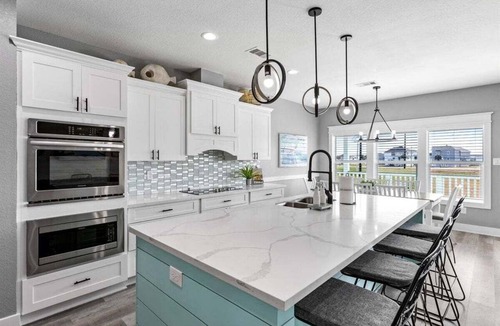 Indian Beach House | Insta-ahhh Private Pool Pet Friendly Oasis Steps to Beach