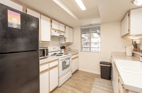Veterans Park Apartment | InThe Heart Of Downtown Boise!