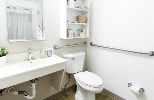 FM 1960 Hotel | InTown Suites Extended Stay Houston TX - Stuebner Airline Rd