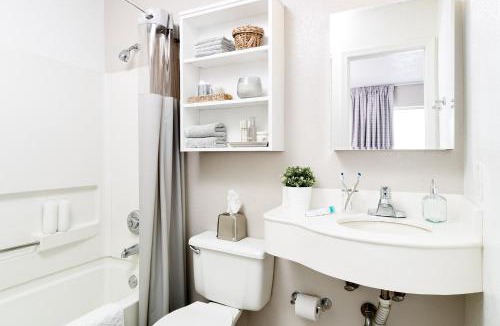FM 1960 Hotel | InTown Suites Extended Stay Houston TX - Cypress Station