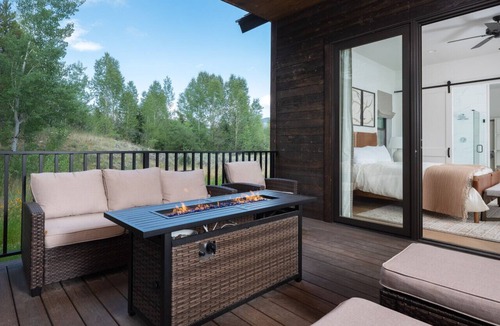 Driggs House | INTRODUCTORY RATES NEW LISTING The Aspens at Redtail Retreat