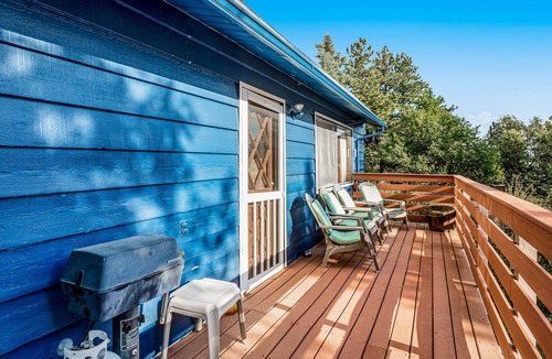Running Springs Cabin | Inviting mountain cabin with fireplace, pool table, AC & deck - dog-friendly