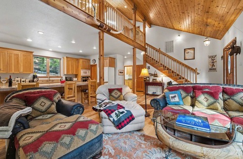 Graeagle House | Inviting mountain home in the heart of Graeagle
