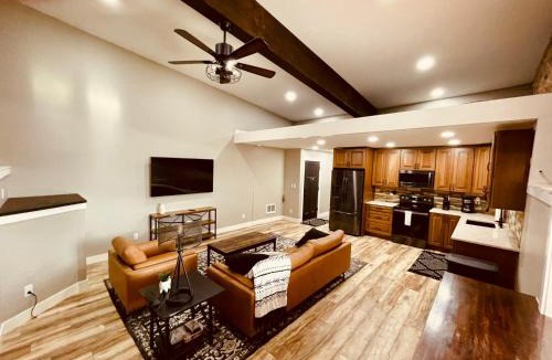 Ucon Apartment | Iona Mercantile BnB
