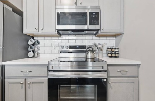 Whitestown Apartment | IRIE Living, Replenish Kg 2Bd+Gym+Pool, BRAND NEW!