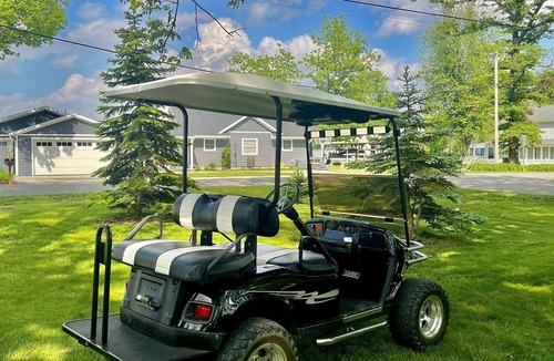 Lakeview Cabin | Island Time on Seminole, firepit, golf cart, Boat for rent