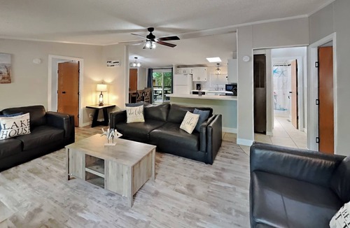 Put-in-Bay House | Island Vacation Home at Island Club - Sleeps 10 Comfortably -3 BR-2 BA-IC106