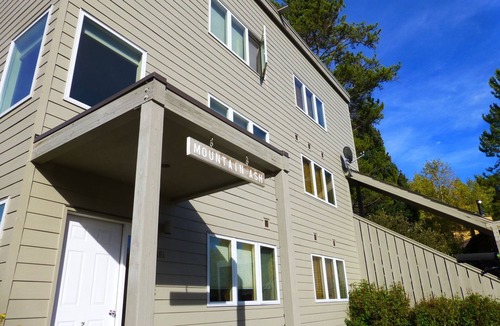 Moose Wilson Road Condo | Jackson Hole Condo, 5 Miles from Grand Teton National Park,4 miles to ski resort