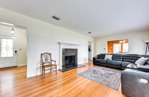 Hollyford House | Jacksonville Vacation Home w/Trout River Access