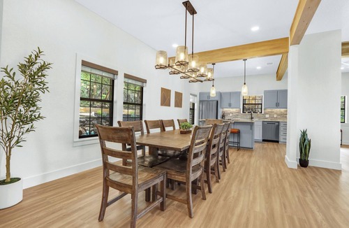 Wimberley House | Jalsa I Luxury escape, pool, HT, Pickleball