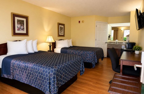 Perry Hotel | Jameson Inn Perry