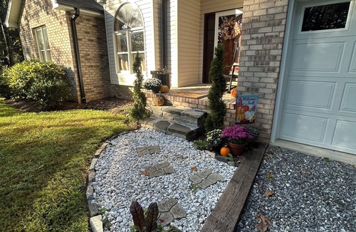 Morganton House | JB’s Winners Circle is a peaceful, quite home only 3 minutes from downtown.