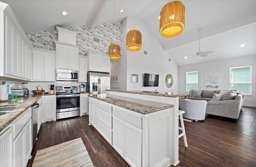 Surfside Beach House | Jettyview - The Beach Hive