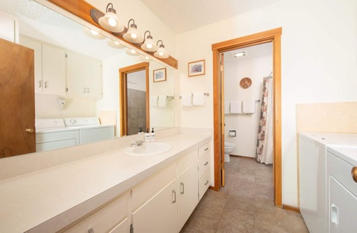 Moose Wilson Road Condo | JHRL - Buckwheat 1814 - First floor Aspens condo, walk to market and bus stop