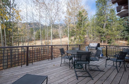 Teton Village House | JHRL - Granite Ridge Lodge 8 - Ski in, ski out luxury townhome