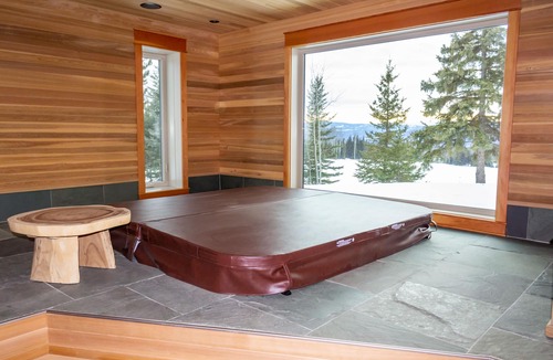 Telkwa Cabin | JollyMore | Pink Sky Lodge