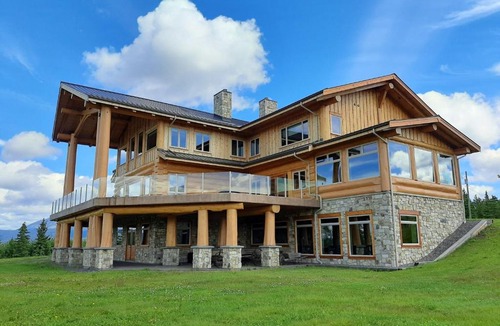 Smithers House | Jollymore Ranch