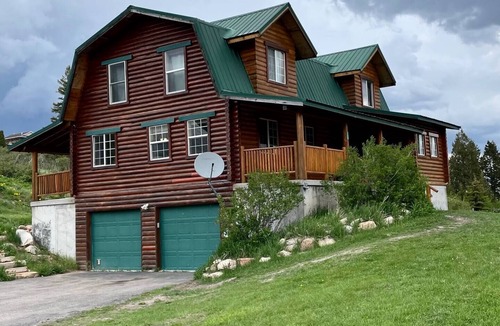 Soda Springs House | Jubilation Springs Cabin