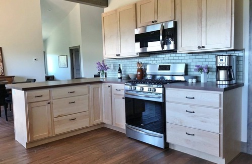 Shining Mountains House | Juniper House-Located south of Ennis on 9 acres, views of the Madison Valley