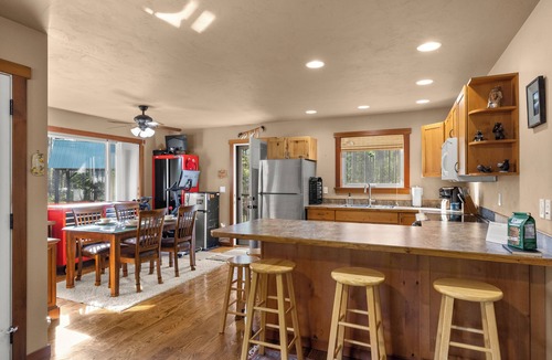 Coram House | Juniper Presents: Cozy 2BR Retreat in Coram - Close to Glacier National Park