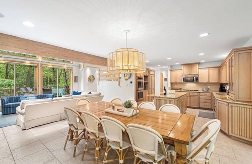 Michiana House | Juniper Presents: It's My Best Life- Pool, Hot Tub, Fire Pit + Walk to Beach