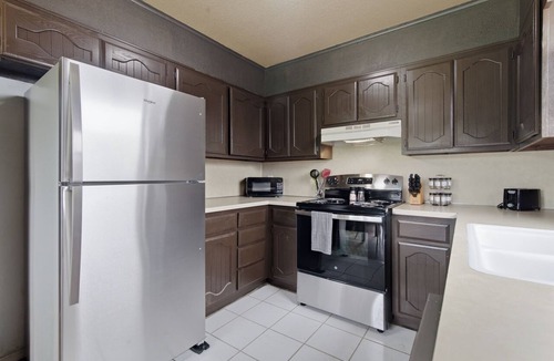 Tulsa House | Juniper Retreat | 2BR, 2BA & Local Coffee
