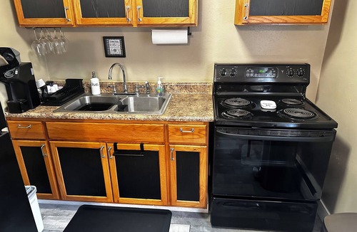 Cheviot Apartment | Jus Enuff!