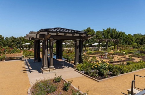 Torrance House | Just What You Were Looking For! Free Parking, Close to Hermosa Beach Pier