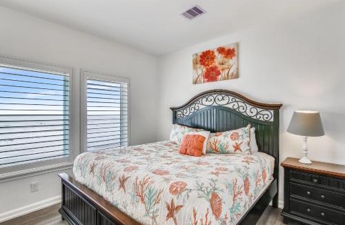 Sands Of Kahala Beach House | Kahala Beachfront