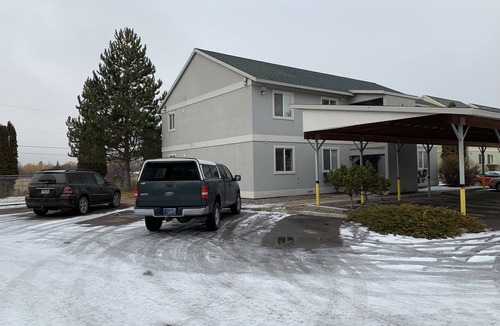 Kalispell Condo | Kalispell - Second Floor Furnished C2 Condo for Long Term monthly Rentals