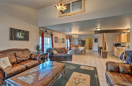 Clark House | Kayaks & Views: Yellowstone River Lodge in Clark