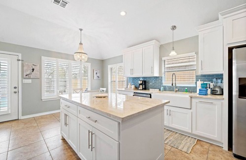 Clear Lake Shores House | Kemah Pool Paradise, Walk to Park & Boardwalk