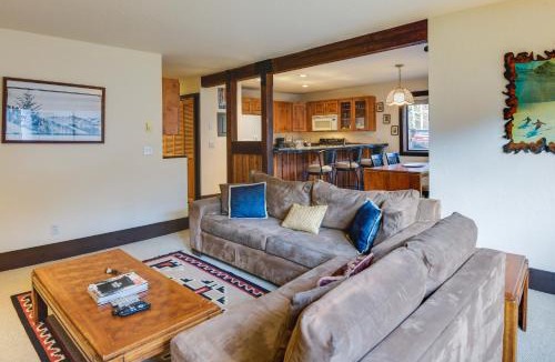 Ketchum Apartment | Ketchum Condo with Deck Less Than 1 Mi to Sun Valley Resort!