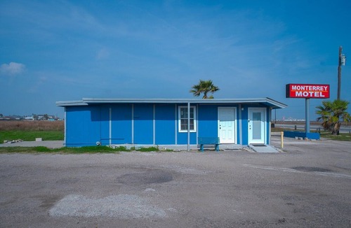 Corpus Christi Apartment | King bed|Non smoking