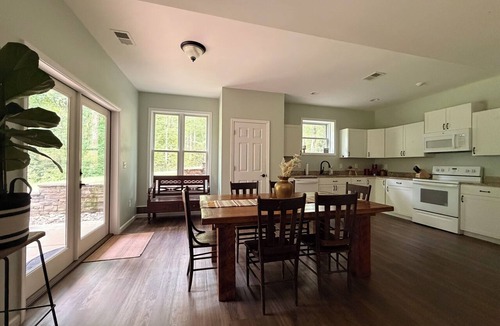 State Park House | Kingdom Oaks Rest and Retreat Guest House
