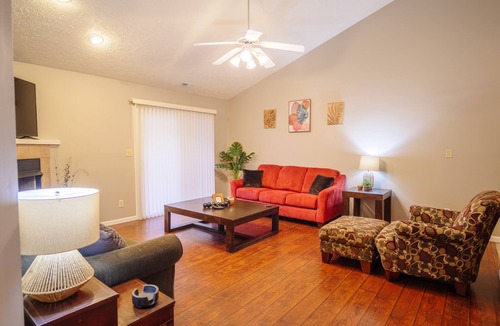 Lafayette House | KingQueenQ