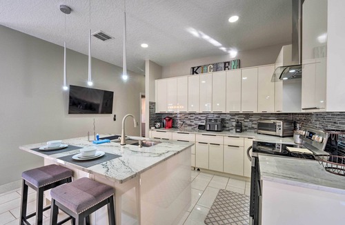 Crescent Lakes House | Kissimmee Gem w/ Pool & Game Room, 14 Mi to Disney