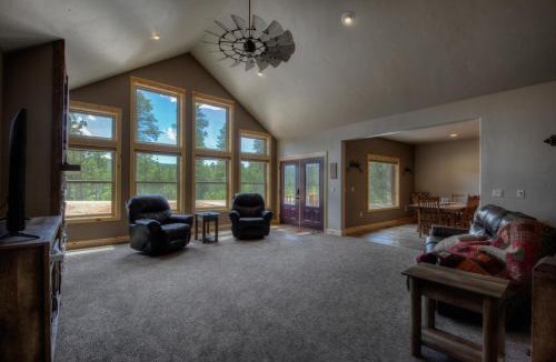 Deadwood House | Klassy Lodge
