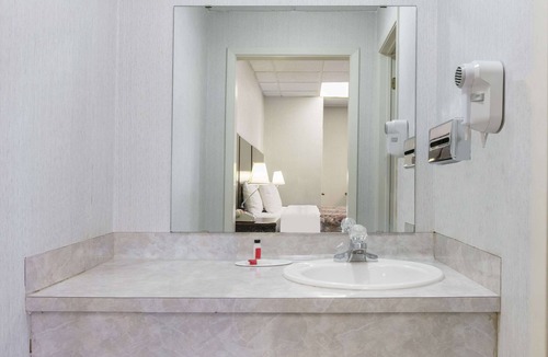 Longview Hotel | Knights Inn Longview