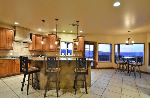 Page House | KOKOPELLI HOUSE-Enchanting/Luxurious Desert Southwestern Home w/Panoramic views!