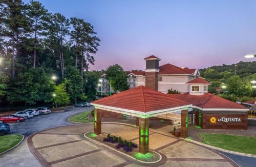 Hoover Hotel | La Quinta by Wyndham Birmingham Hoover