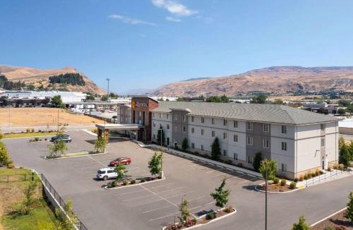 Sunnyslope Hotel | La Quinta Inn & Suites by Wyndham Wenatchee