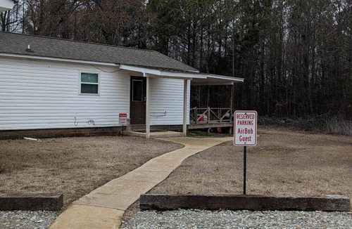 Jonesboro House | Laidback home for laidback people