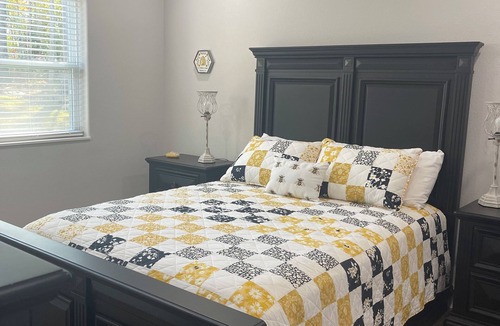 Brookeland House | LAKE ACCESS! Cozy 3 bed 3 bath home with 2 living areas at Lake Sam Rayburn