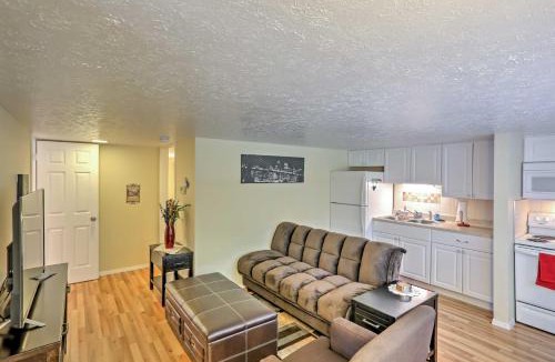 Amherst Apartment | Lake Erie Unit with Fire Pit 30 Mi to Cedar Point!
